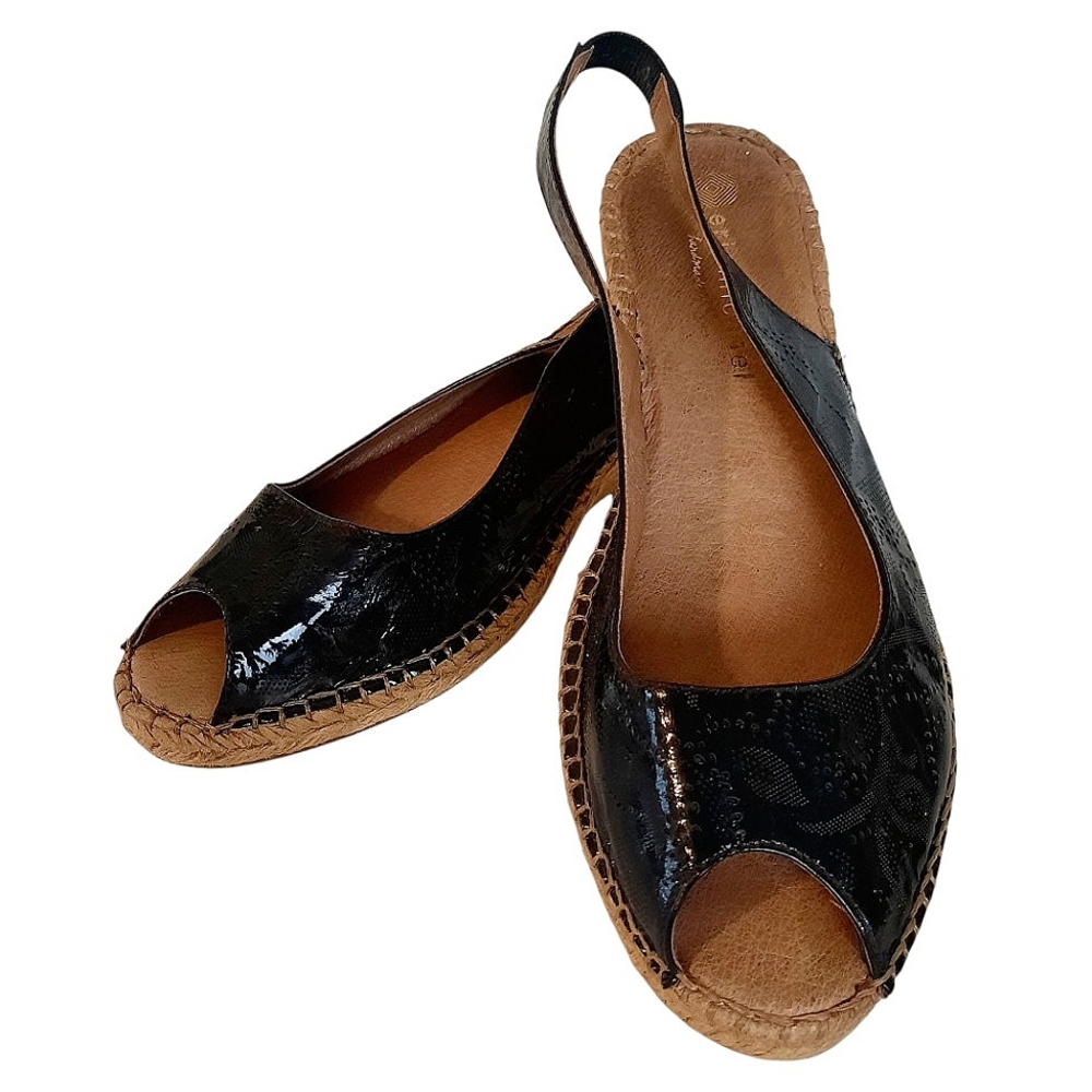 ERIC MICHAEL Black Patent Leather Wedge Espadrille Slingback Sandals Sz 40
